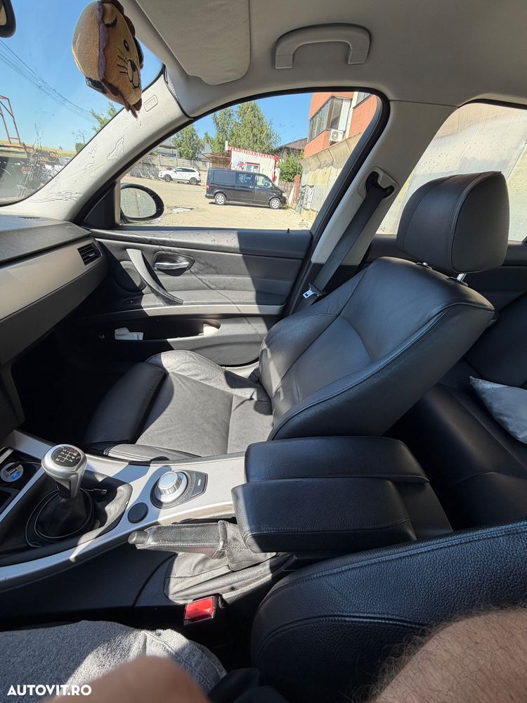 BMW Seria 3 320d - 3