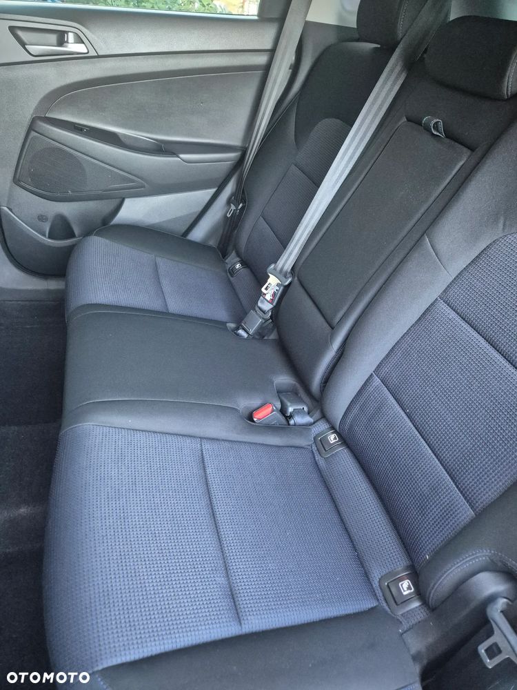 Hyundai Tucson 1.7 CRDI BlueDrive Style 2WD DCT - 23