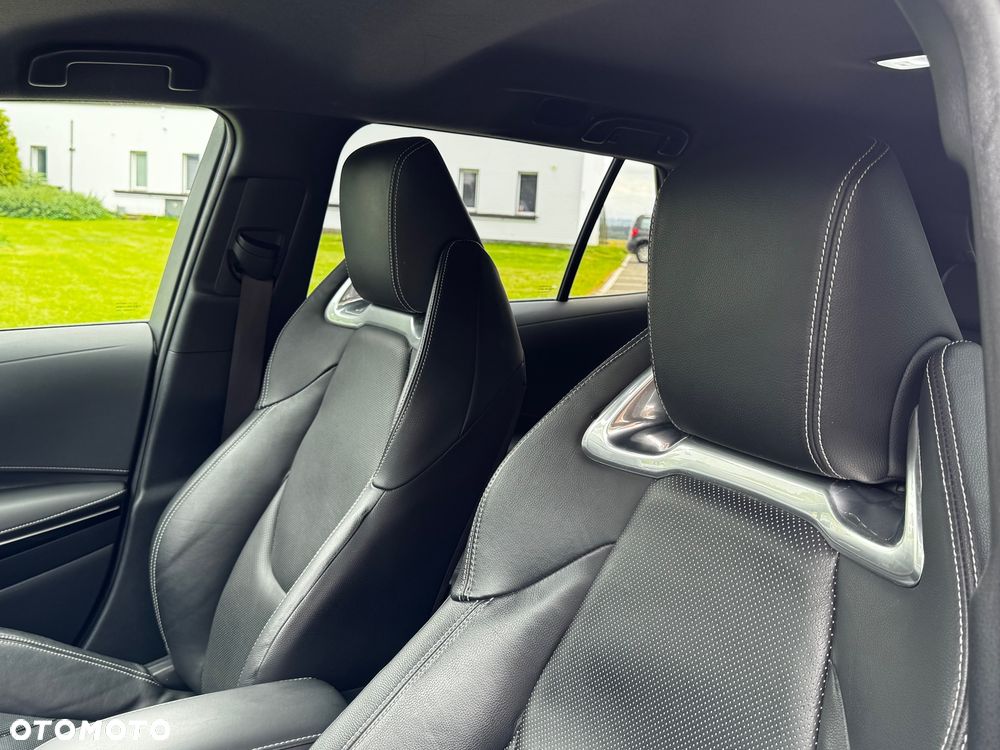Toyota Corolla 2.0 Hybrid Executive - 10