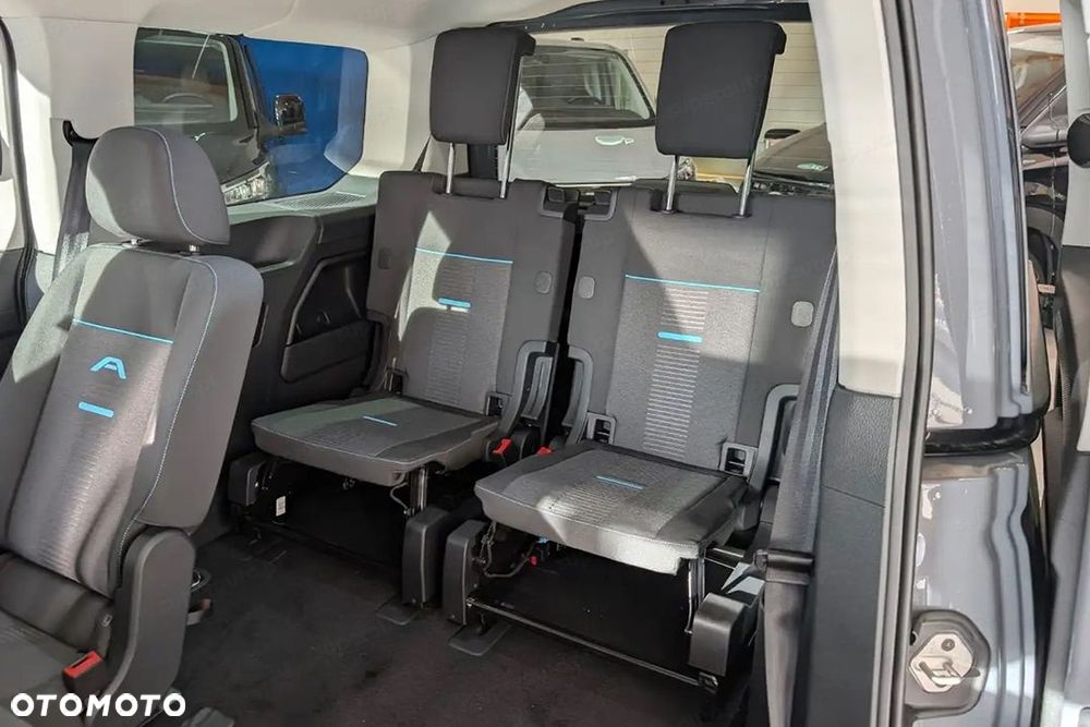 Ford Tourneo Connect - 9