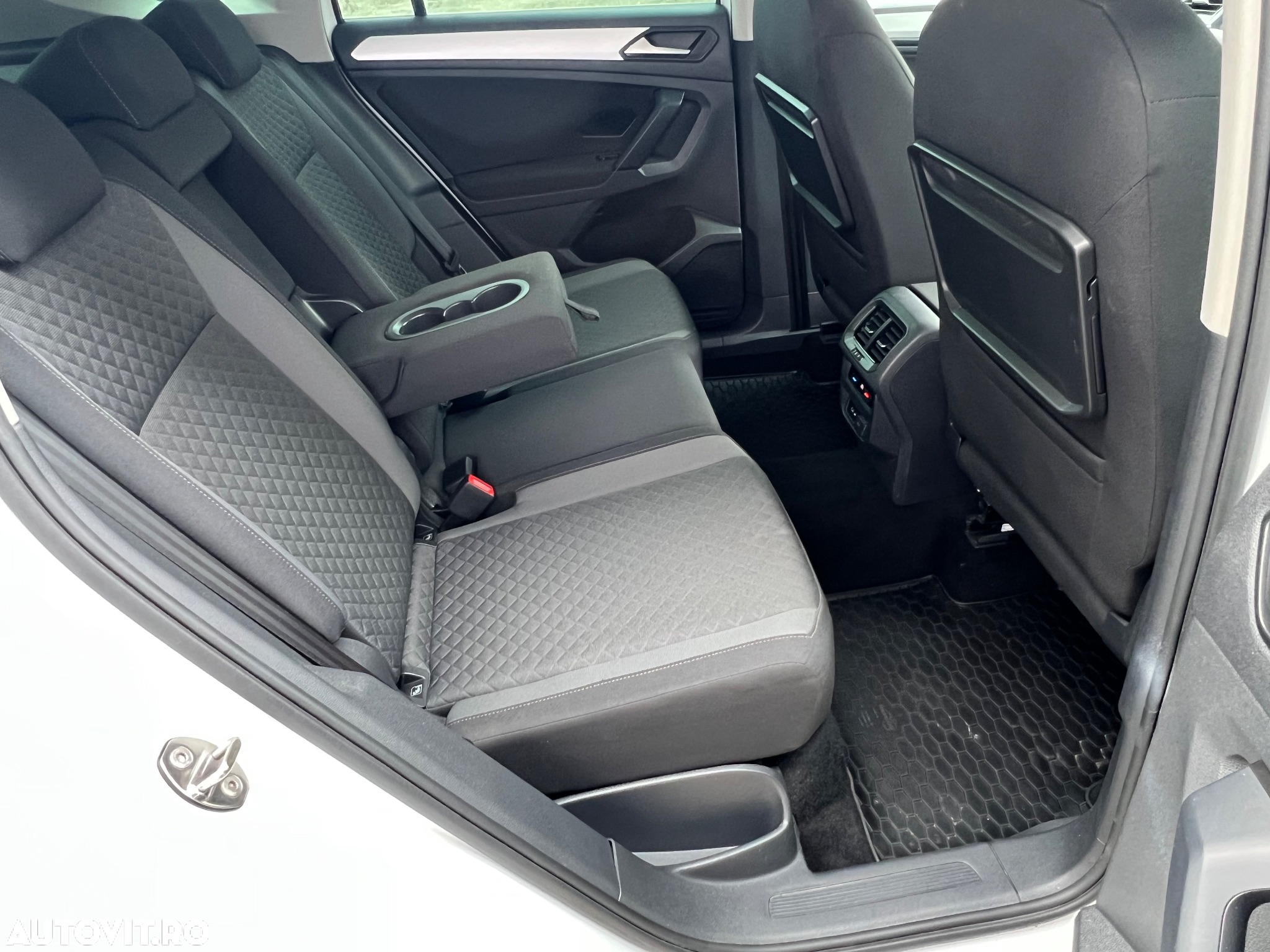 Volkswagen Tiguan 2.0 TDI DPF DSG Comfortline - 21