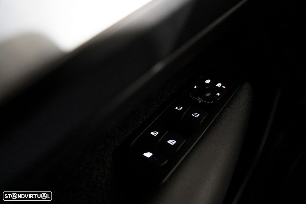 Volvo XC 40 1.5 T5 PHEV Inscription - 13