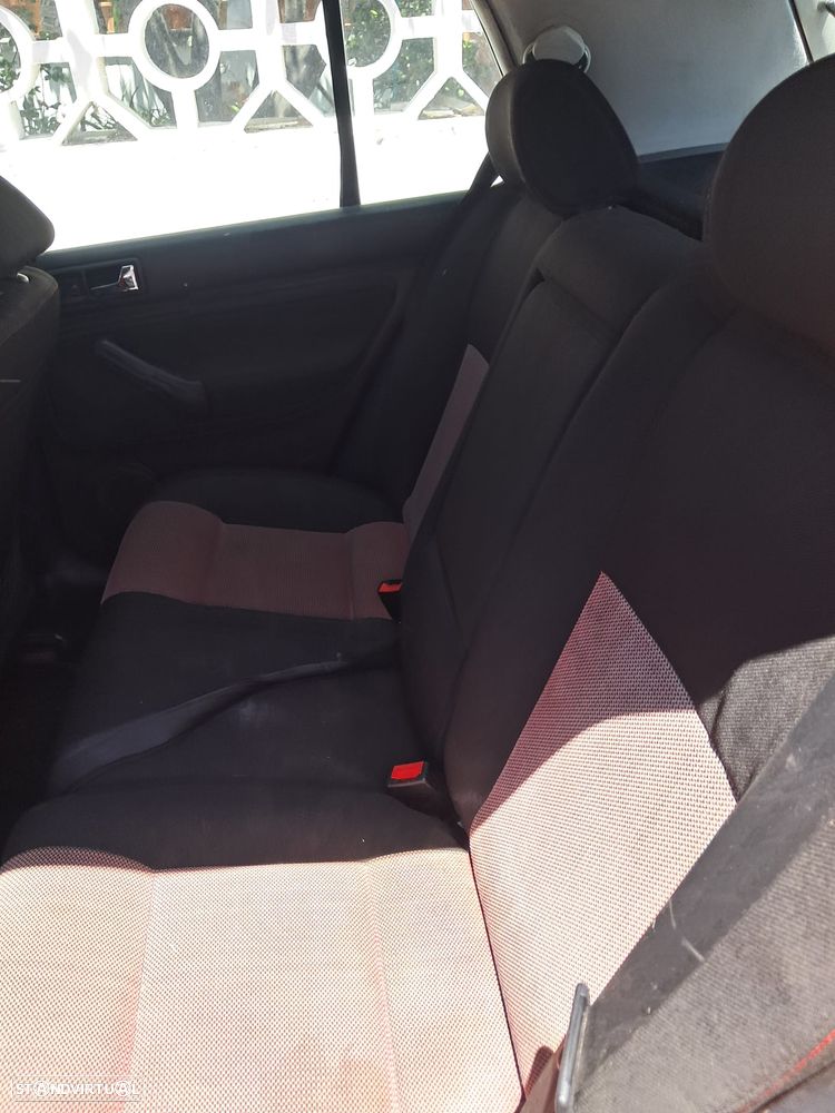 VW Golf - 3