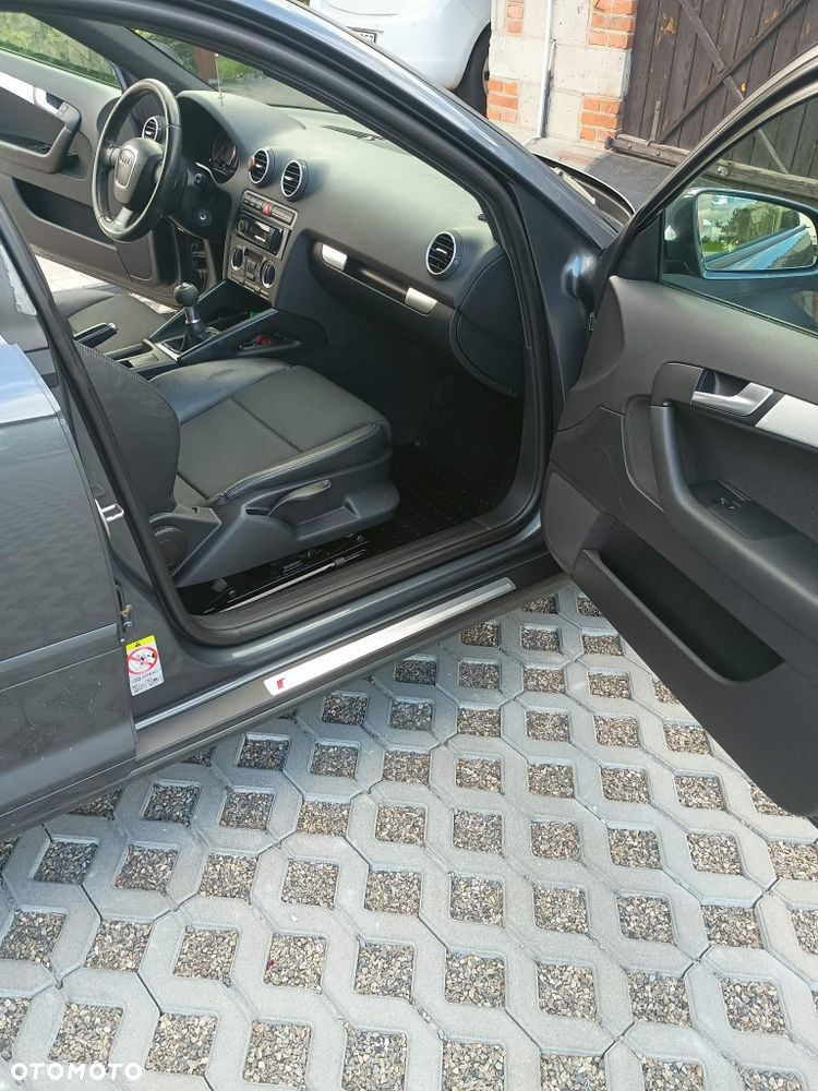 Audi A3 Sportback - 6
