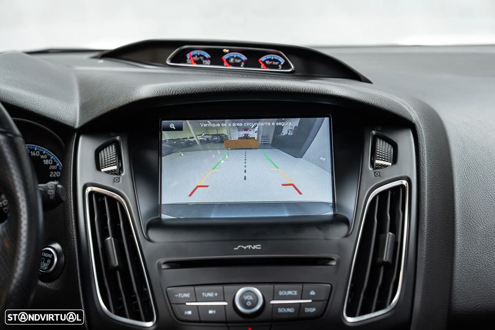 Ford Focus 2.3 EcoBoost RS - 42