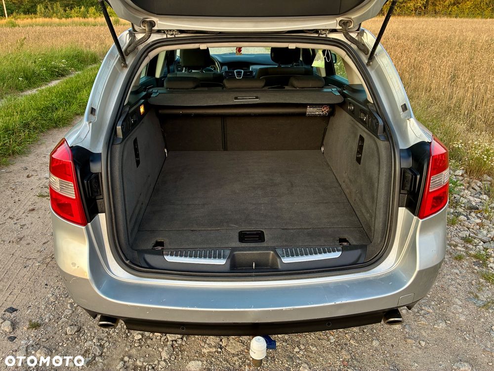 Renault Laguna 2.0 DCi Dynamique - 9