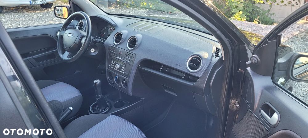 Ford Fusion 1.4 Fun - 26