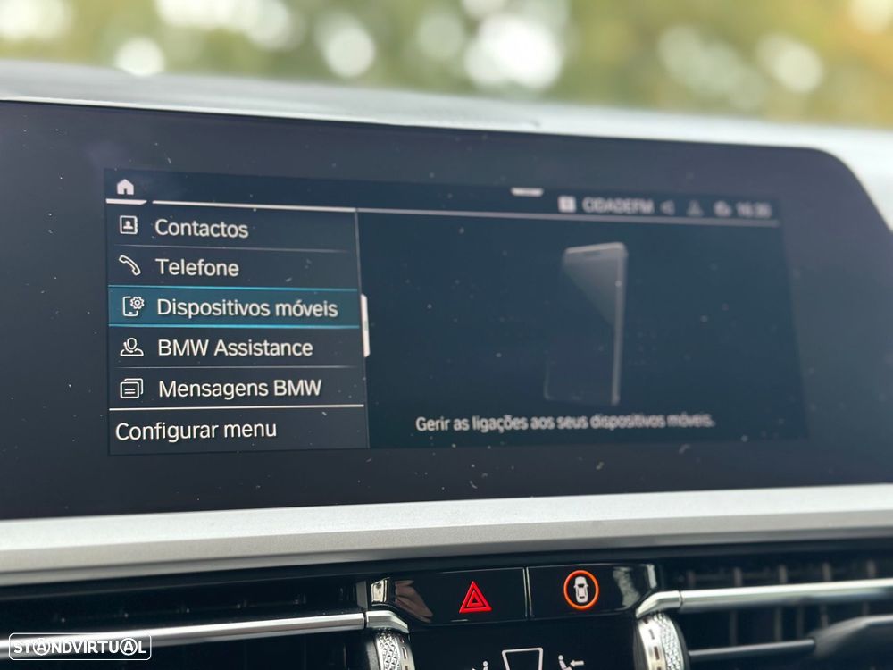 BMW 330 e Line Luxury Auto - 37