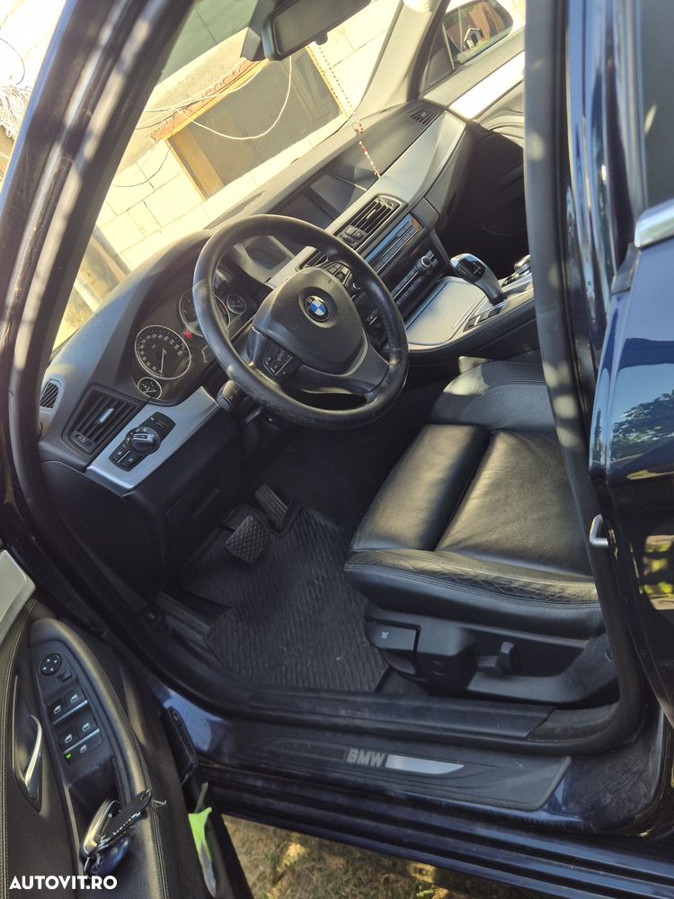 BMW Seria 5 520d - 7