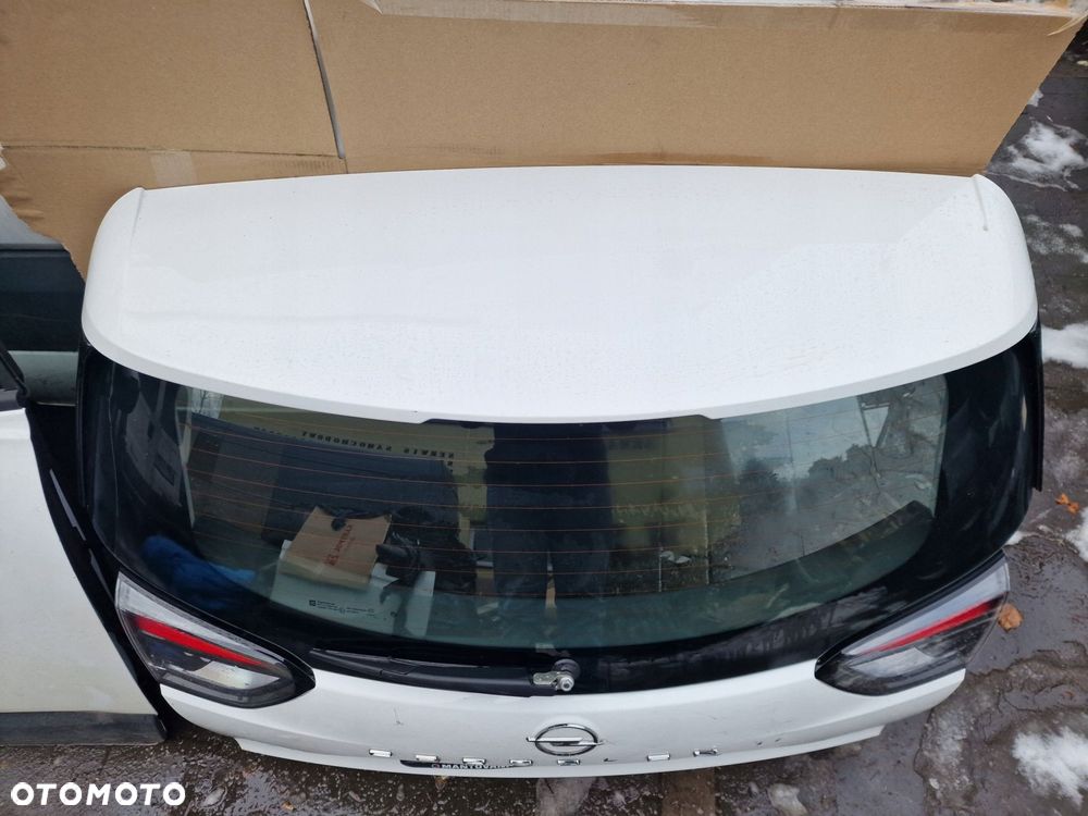 klapa bagażnika opel crossland 2023 lift - 5