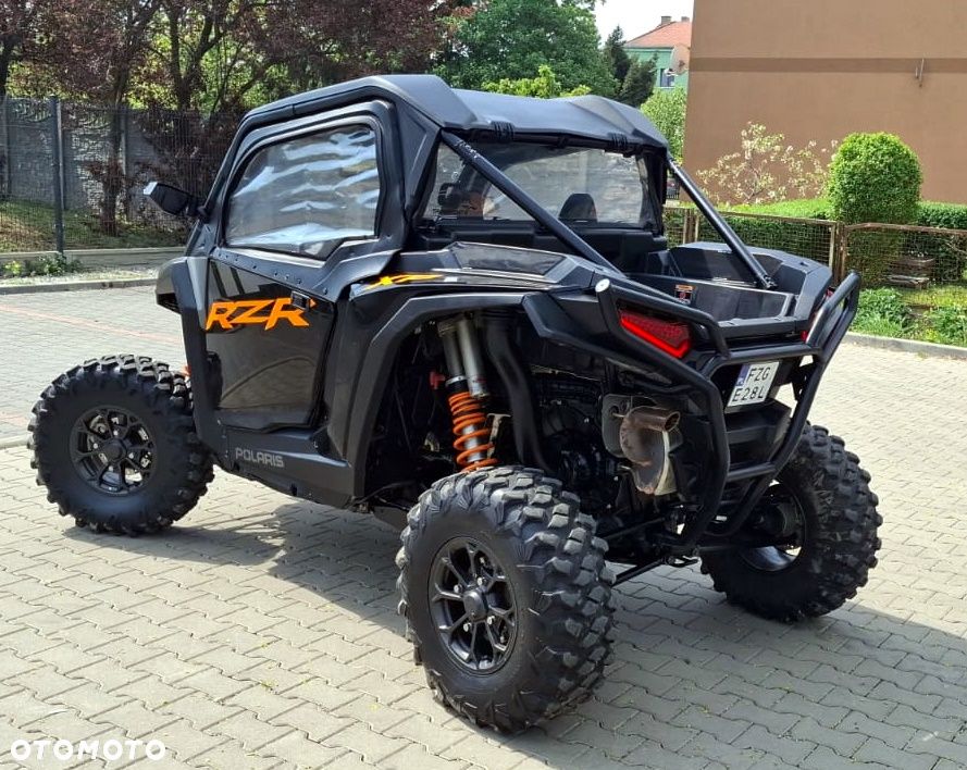 Polaris RZR - 13