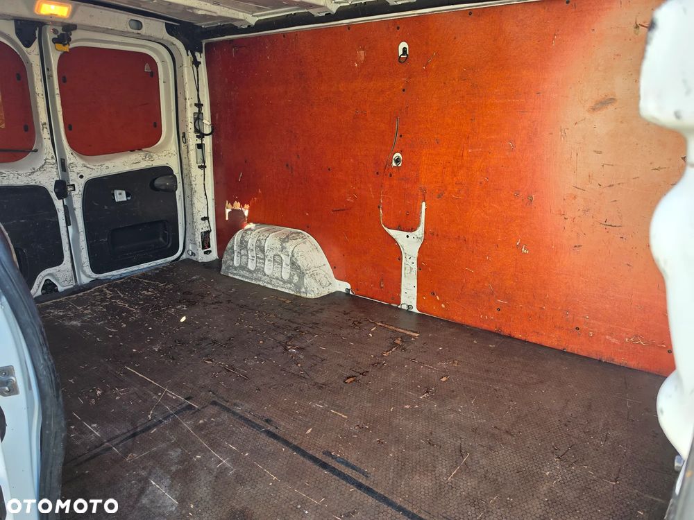 Renault Trafic - 19