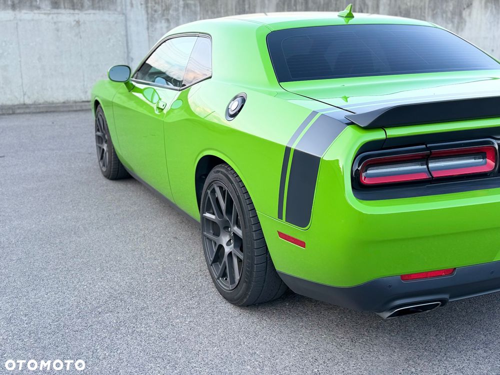 Dodge Challenger Automatik R/T Plus Scat Pack - 8