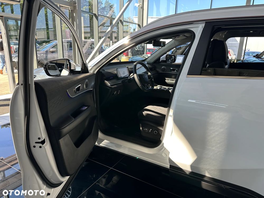 Chery Tiggo 8 1.6 T-GDI Comfort DCT - 13