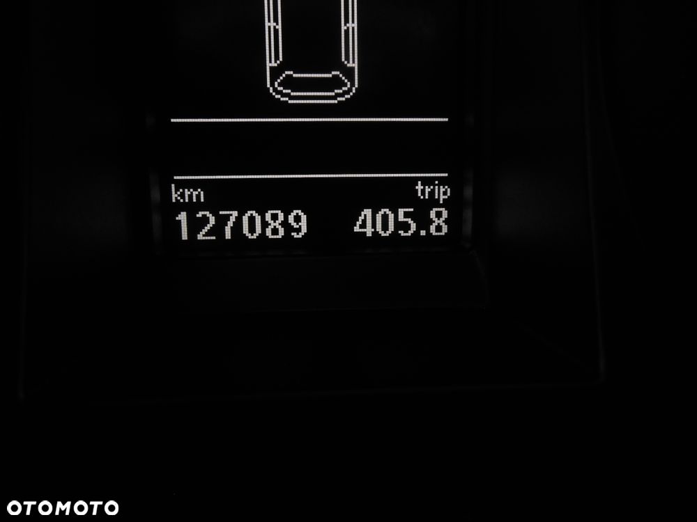 Volkswagen Golf 1.6 TDI DPF MATCH - 17