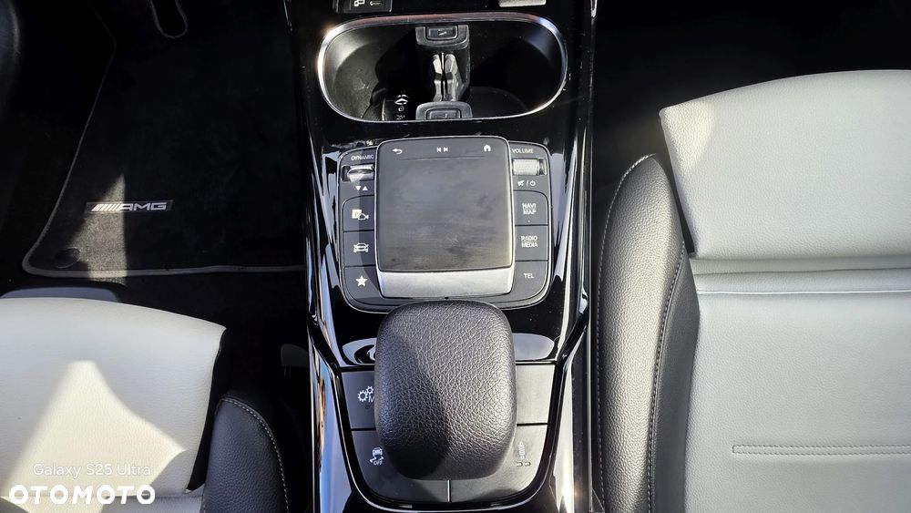 Mercedes-Benz CLA AMG 35 4Matic B AMG Speedshift 7G-DCT - 25