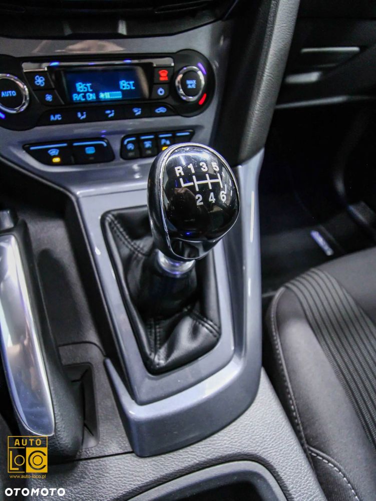 Ford Focus 1.6 EcoBoost Titanium - 21