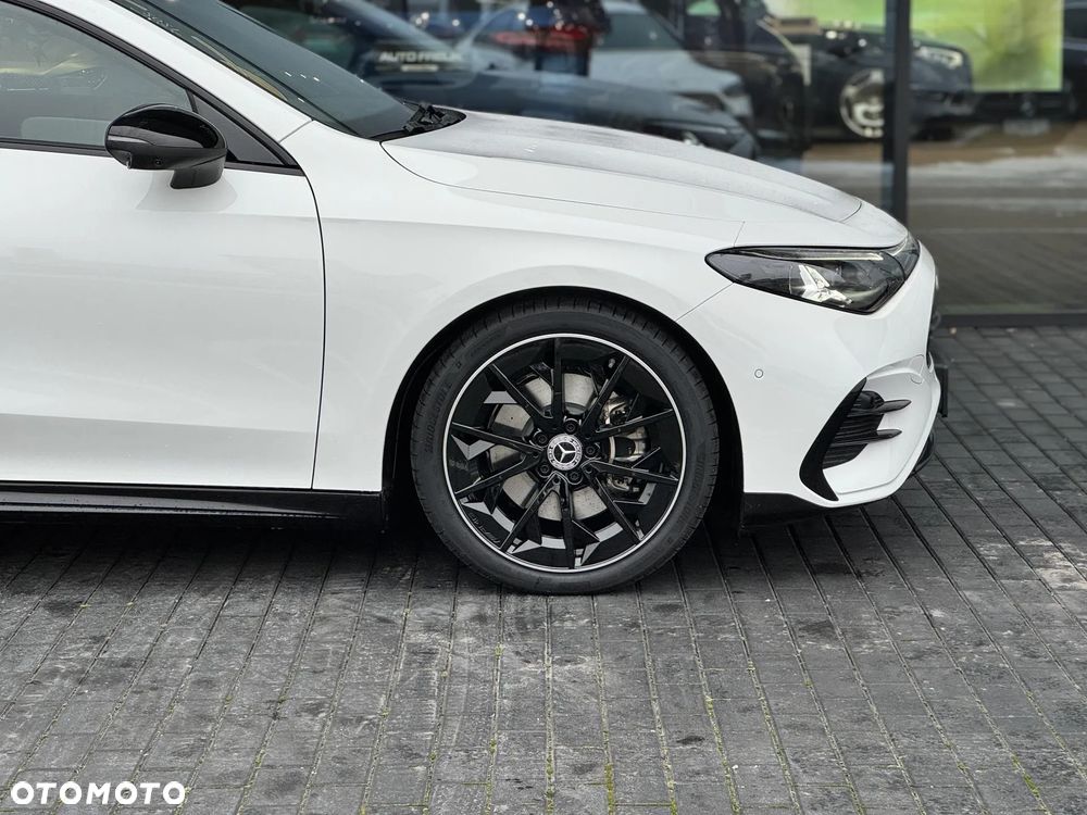 Mercedes-Benz CLA 200 4Matic - 11
