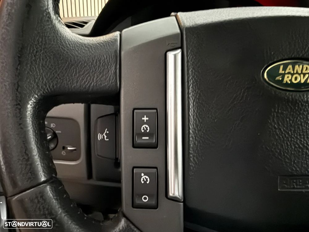 Land Rover Discovery 2.7 TD V6 HSE Auto. - 16