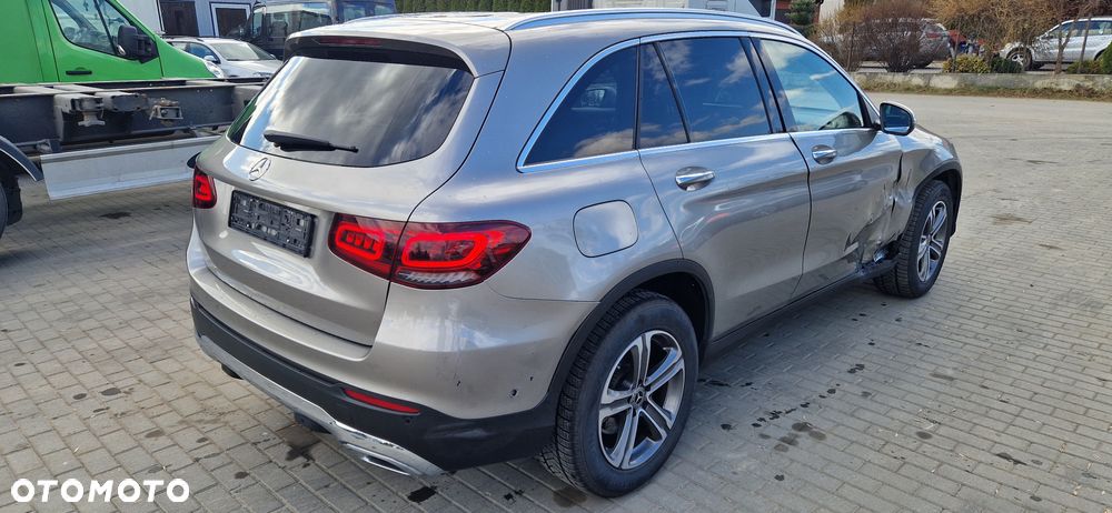 Mercedes-Benz GLC 220 d 4Matic 9G-TRONIC Exclusive - 8