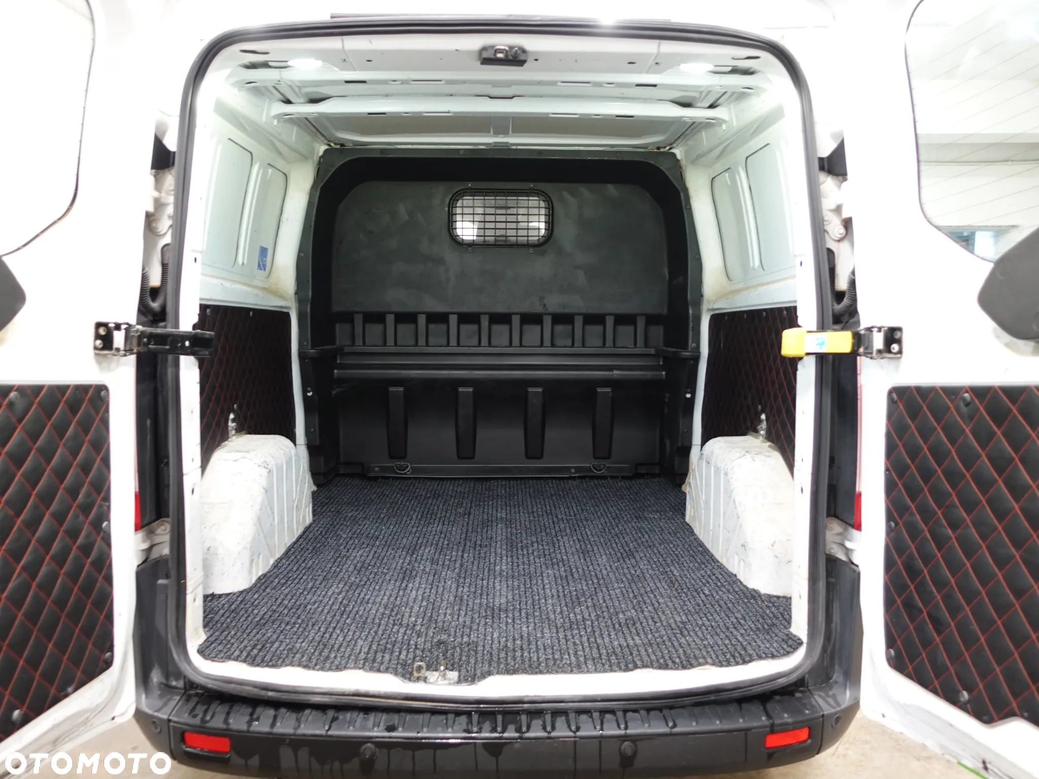 Ford Transit Custom - 25