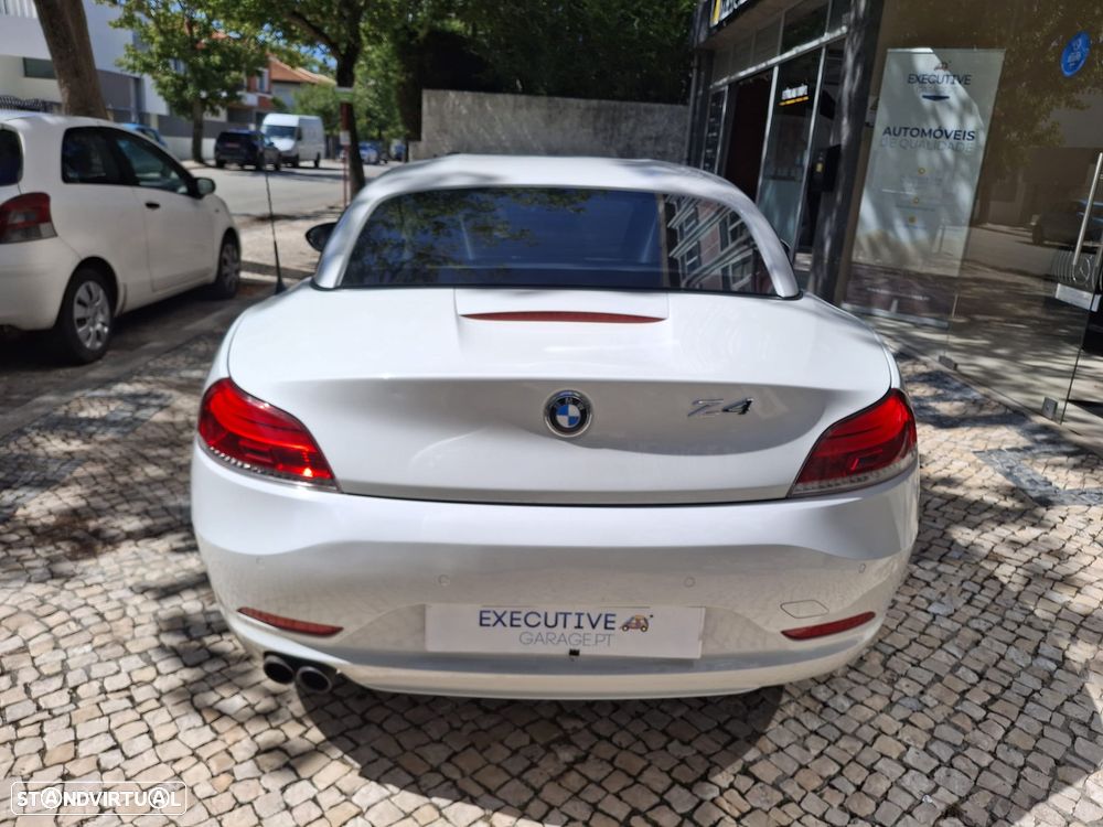 BMW Z4 23 i - 8