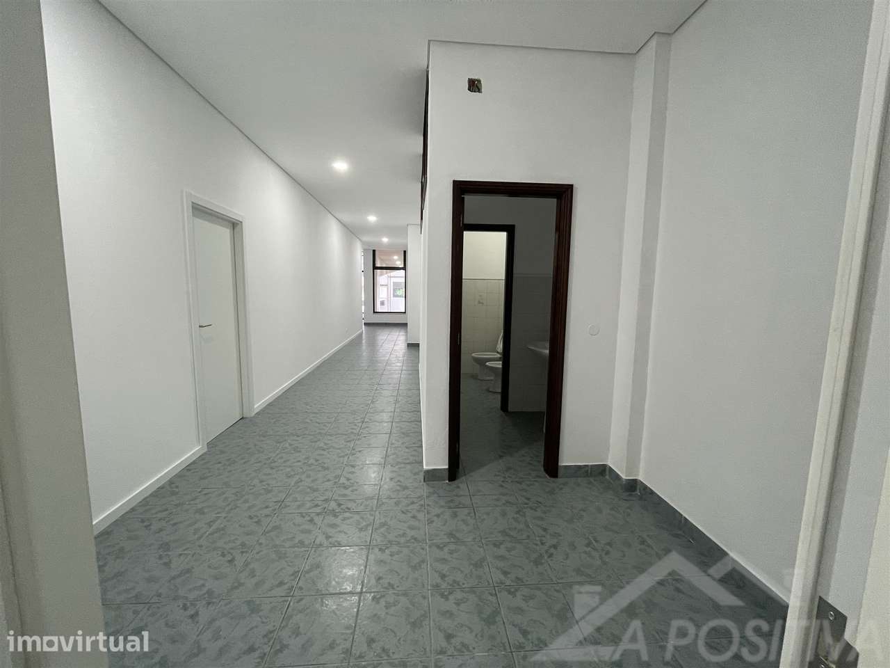 Loja  Arrendamento em São João da Madeira,São João da Madeira - Grande imagem: 5/8