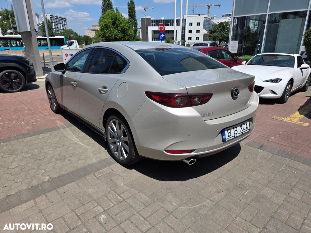 Mazda 3 e-Skyactiv G140 AT MHEV Center-Line - 6