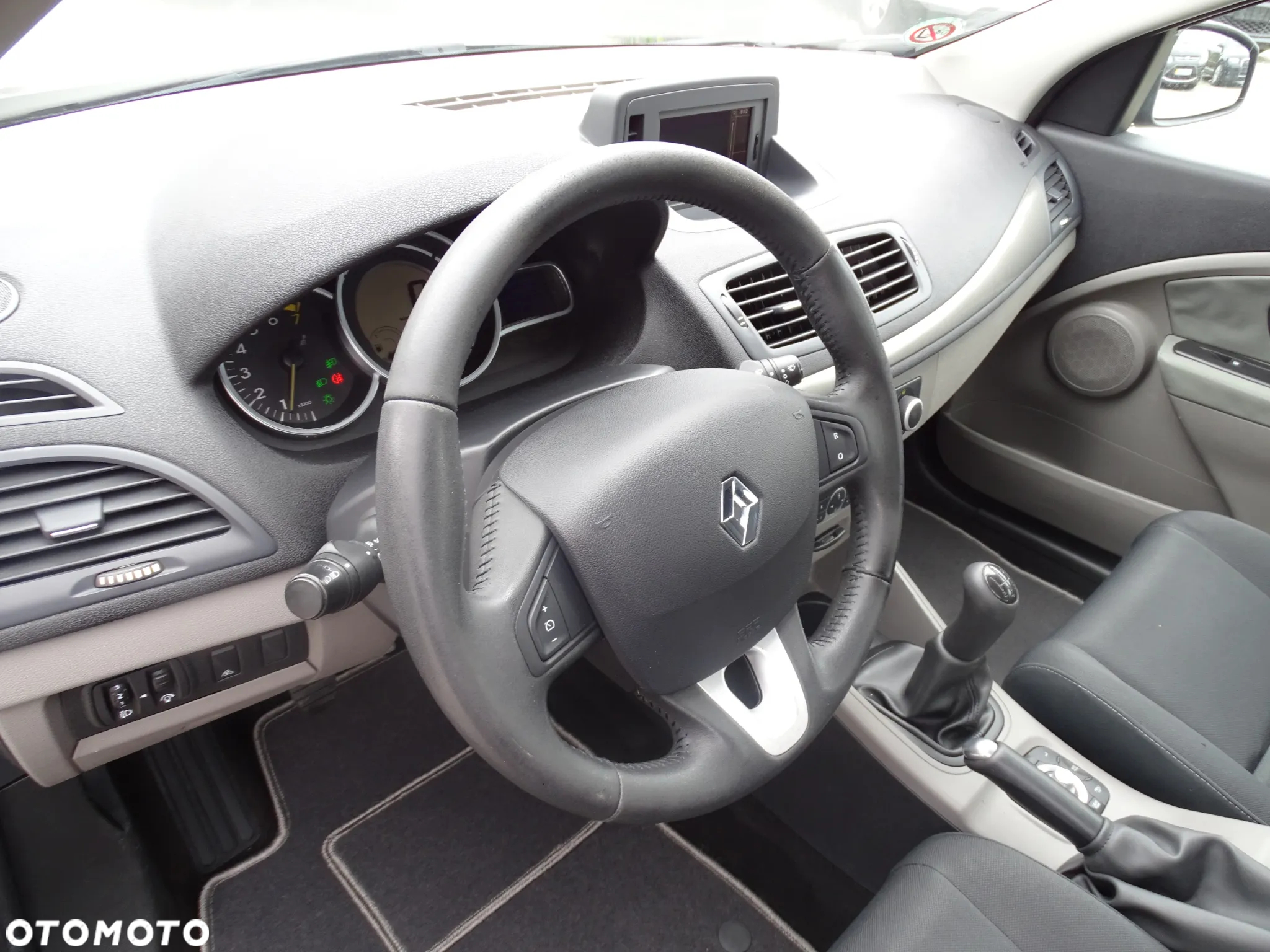 Renault Megane 1.6 16V 100 TomTom Edition - 29