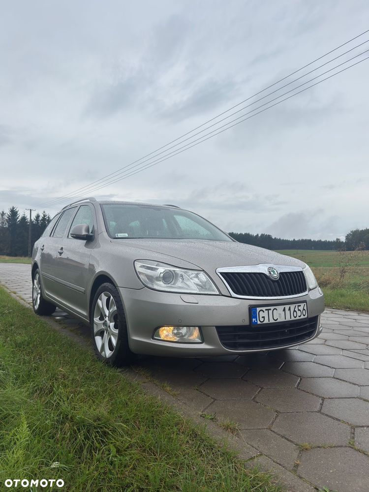 Skoda Octavia 2.0 TDI DPF Elegance DSG - 15