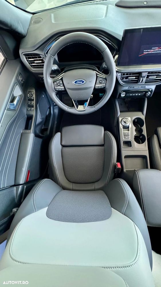 Ford Kuga 2.5 Duratec FHEV 4x4 SOUND EDITION - 11