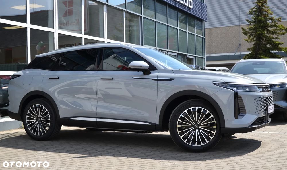 Omoda 9 1.5 Super Hybrid Exclusive AWD - 16