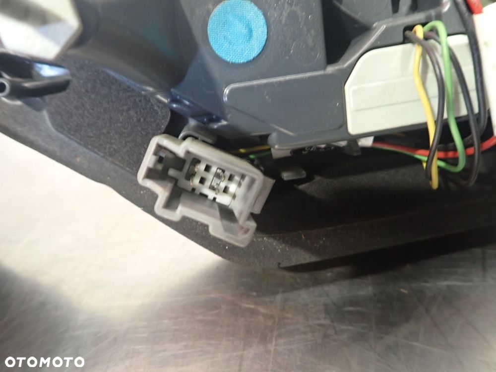 LAMPA LEWA TYLNA W KLAPIE FORD MONDEO V 1.5 - 3