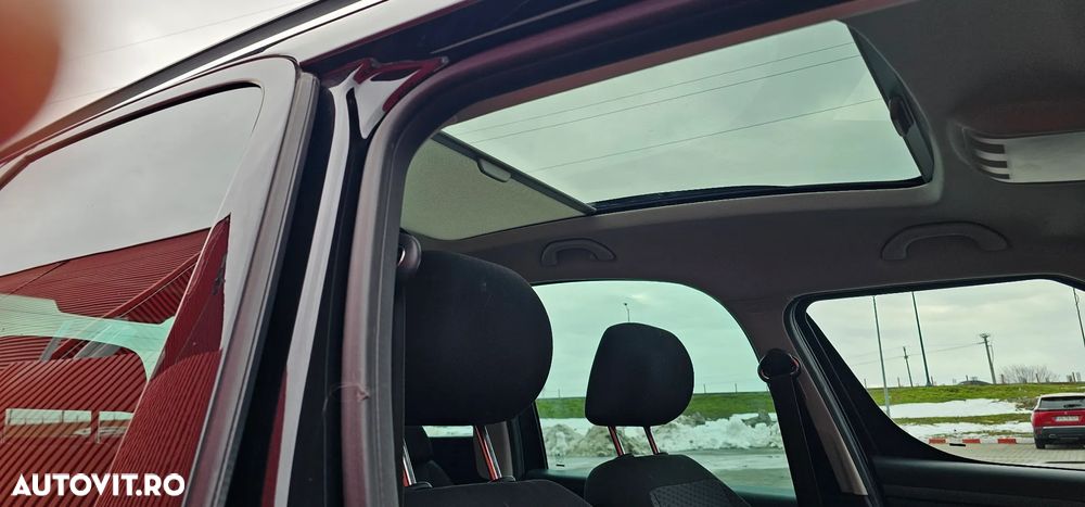 Skoda Roomster - 8