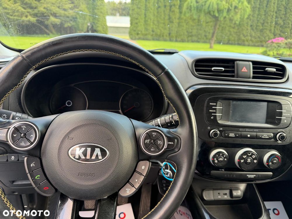 Kia Soul 1.6 CRDI Dream-Team Edition - 18