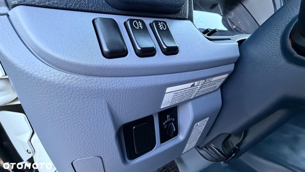 Mitsubishi Fuso - 22