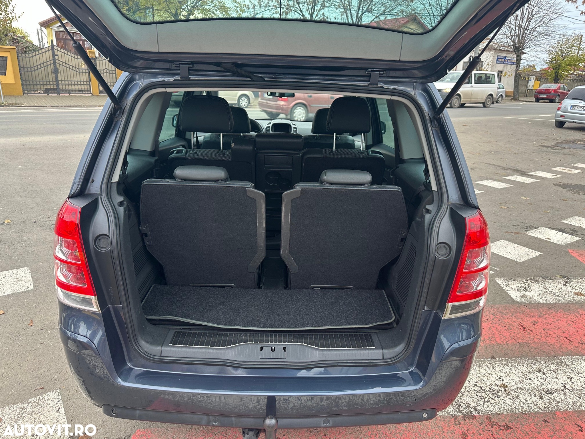 Opel Zafira 1.8 Cosmo Easytronic - 27