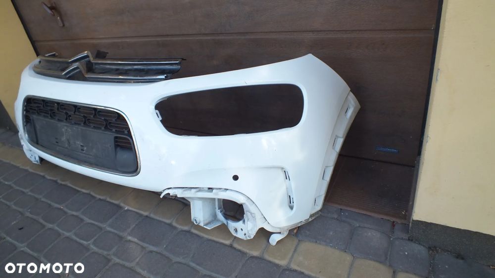 Zderzak przedni Citroen C4 Cactus Lift - 2
