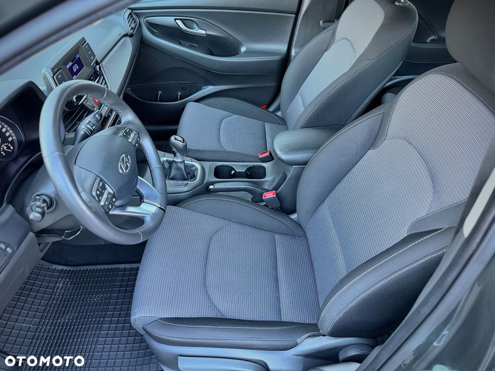 Hyundai i30 1.5 DPI Modern - 39