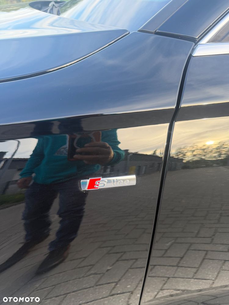 Audi A6 Avant 2.0 TDI Ultra S tronic - 5