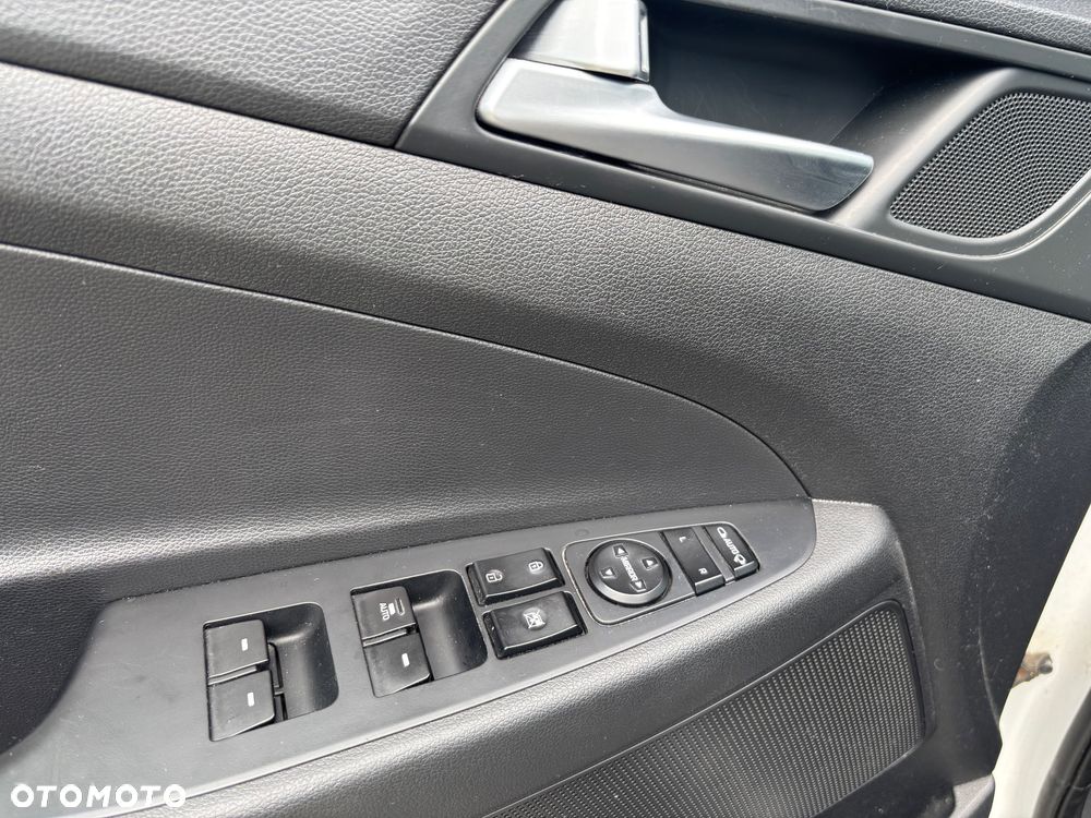 Hyundai Tucson 1.6 GDI BlueDrive Comfort 2WD - 15