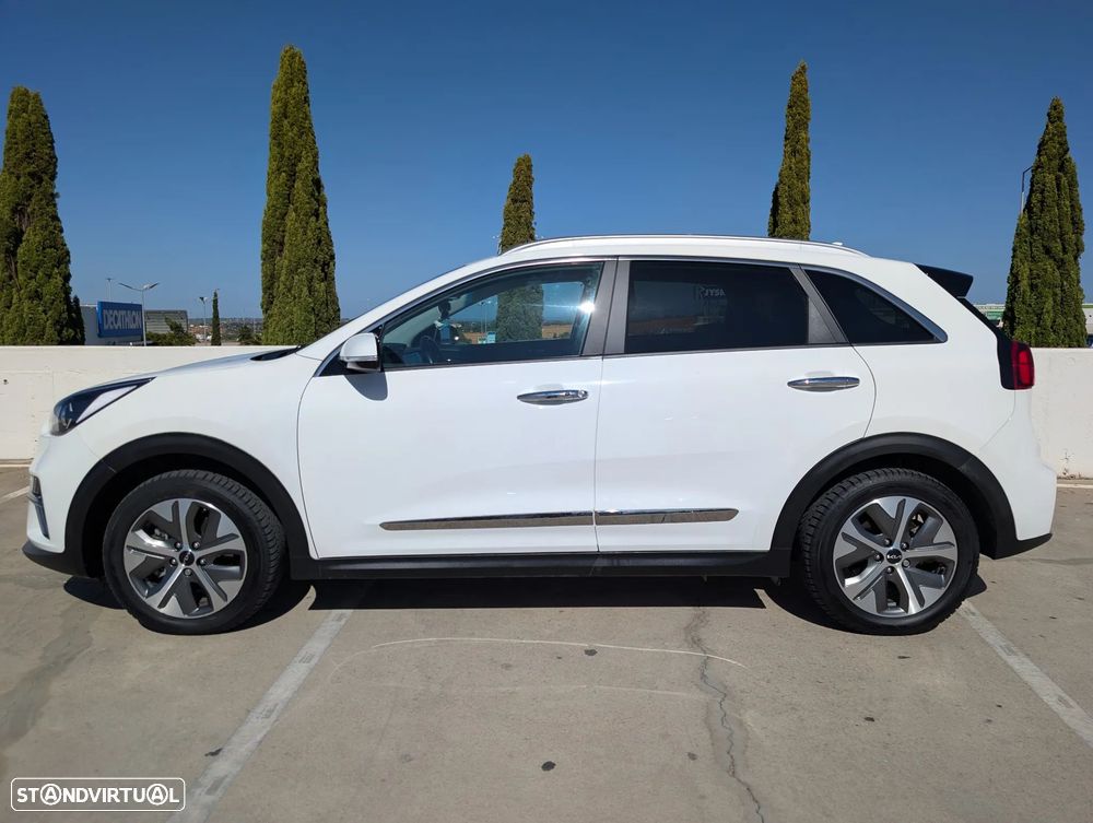Kia e-Niro Vision - 11