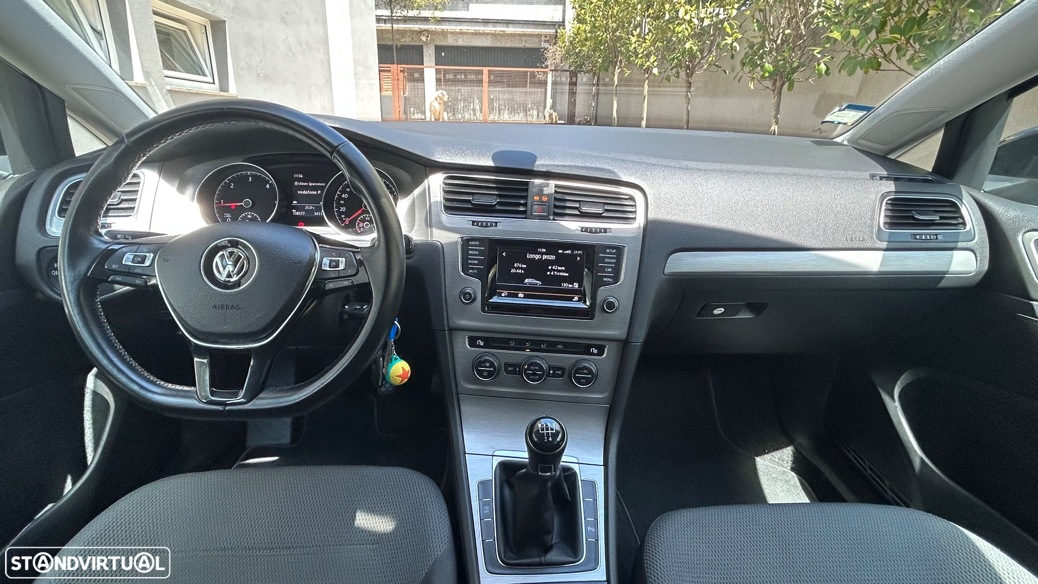 VW Golf Variant 1.6 TDi Confortline - 16