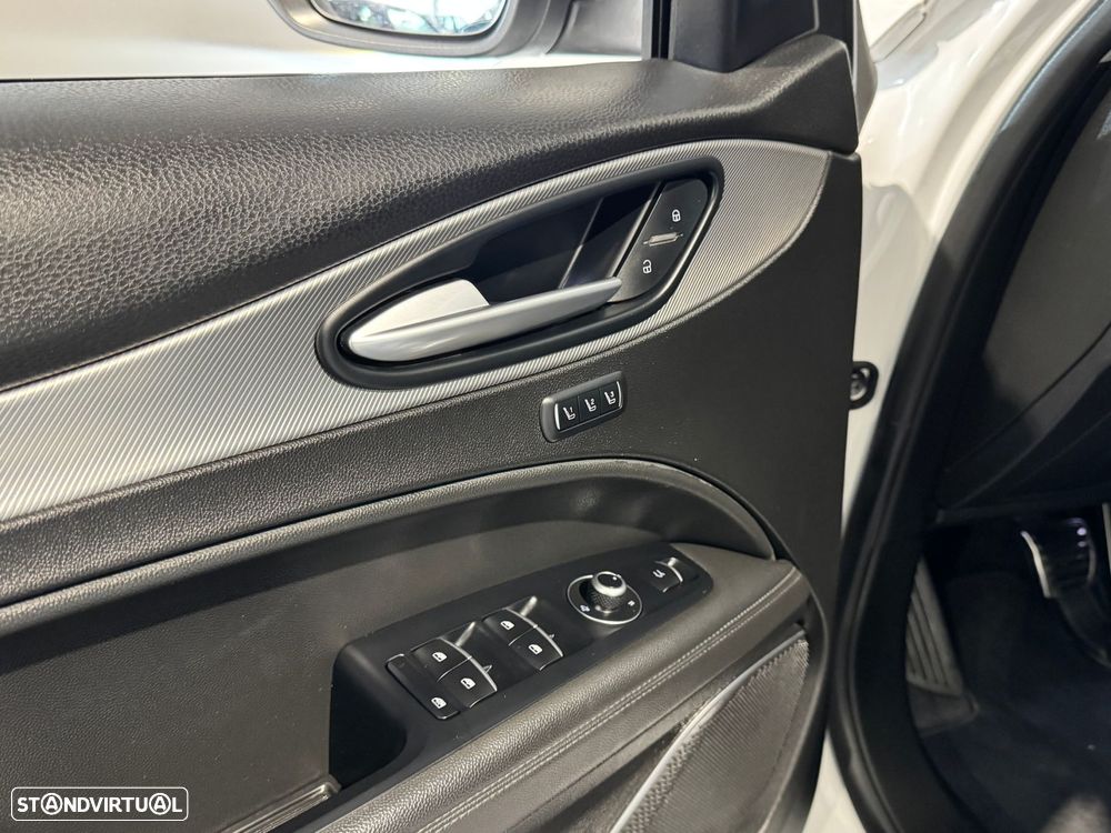 Alfa Romeo Stelvio 2.2 D Super AT8 - 46
