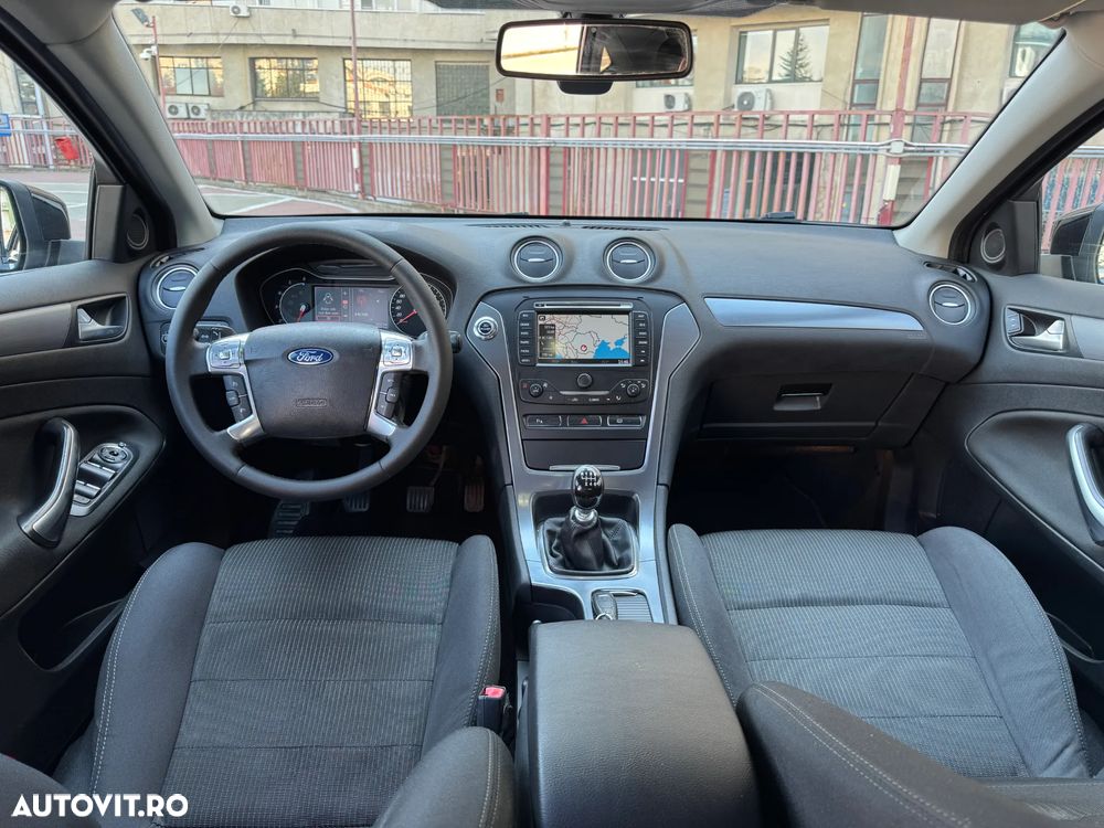 Ford Mondeo 2.0 TDCI Titanium - 4