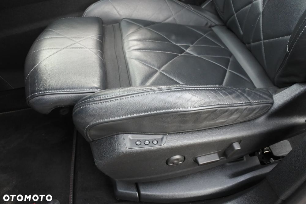 DS Automobiles DS 7 Crossback 1.6 PureTech Performance Line + - 11