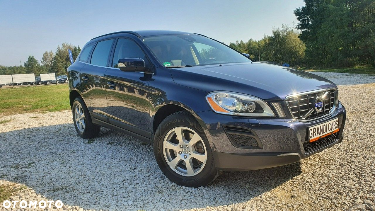 Volvo XC 60 D4 Momentum - 4