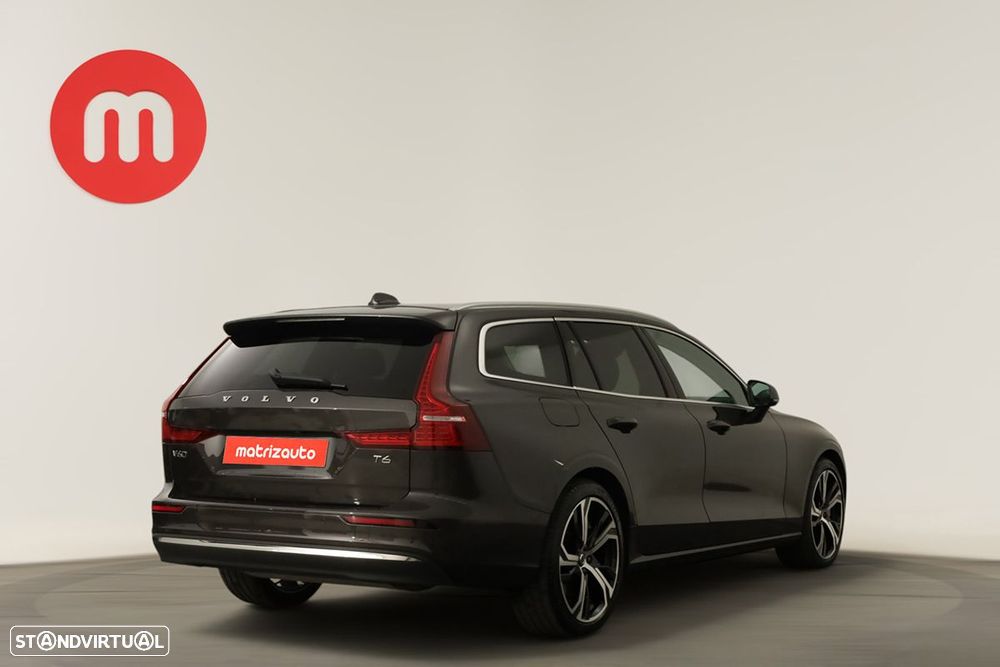 Volvo V60 2.0 T6 AWD TE Essential - 4