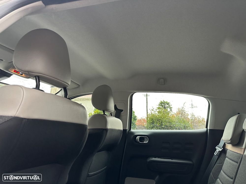 Citroën C3 1.2 PureTech Shine - 18