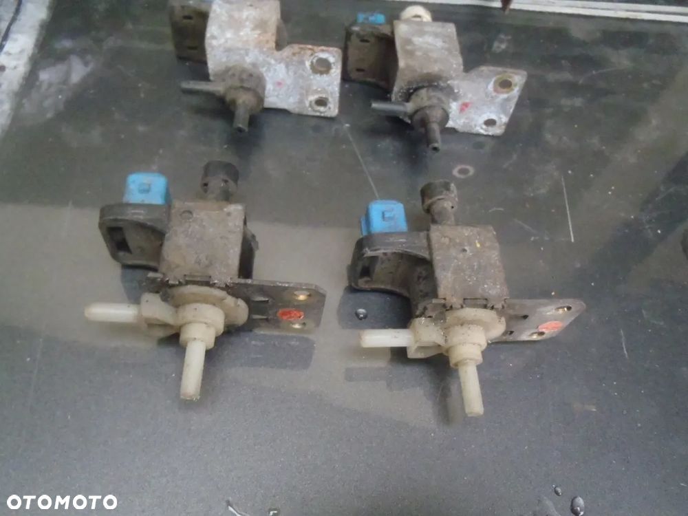 zawór zaworek podciśnienie aisan fiat cinquecento. 700 900 1.1 sporting uno posiadam wszystkie części - 7